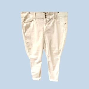 TORRID Women's New Optic White Super Soft High Rise Jeggings Short Length Size3X